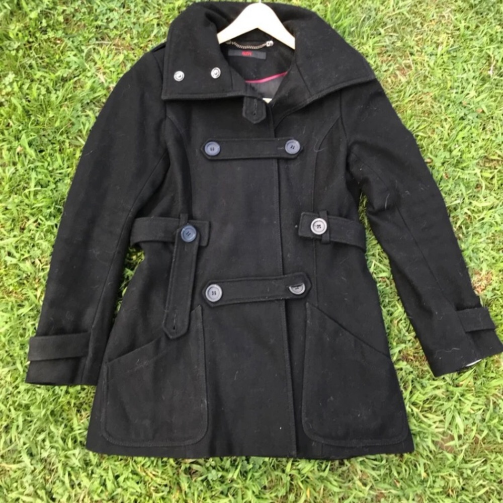 Longer black pea coat
